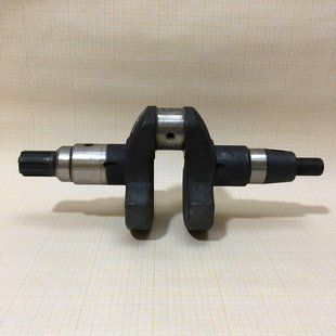 Коленвал шлицы 25 мм 186F